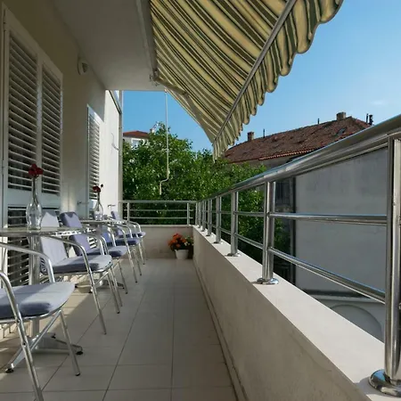 House Vera Apartment