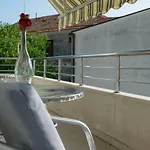 House Vera Διαμέρισμα *