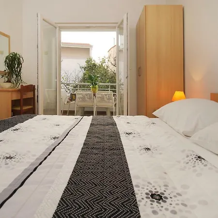House Vera * Baška Voda