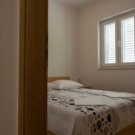 Apartament House Vera