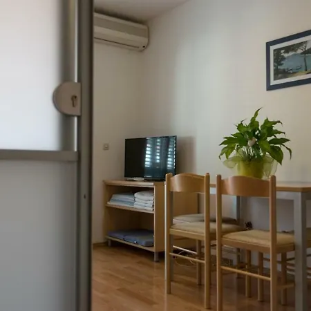 House Vera Apartament *