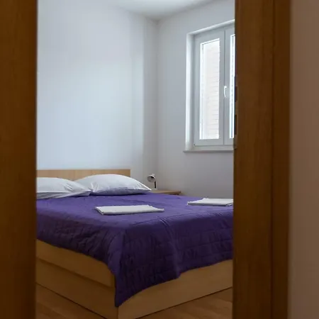 House Vera Apartament *