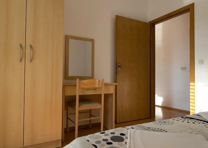 House Vera Apartman *
