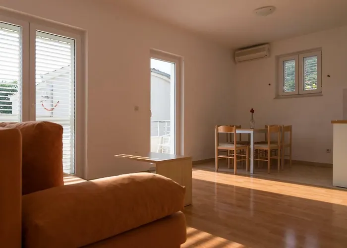 House Vera Baška Voda