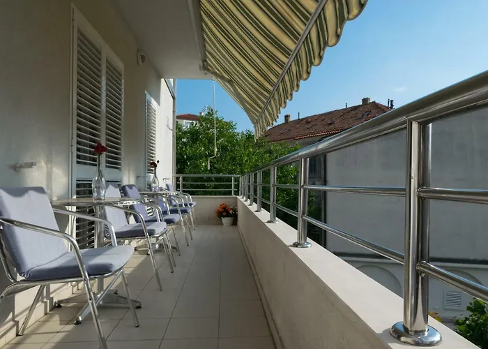 House Vera Apartman