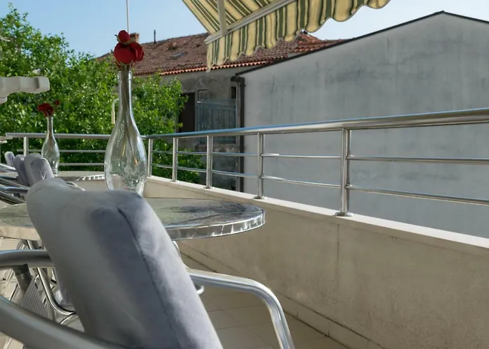 House Vera Apartman *